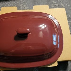Pampered Chef covered stone baker in Cranberry